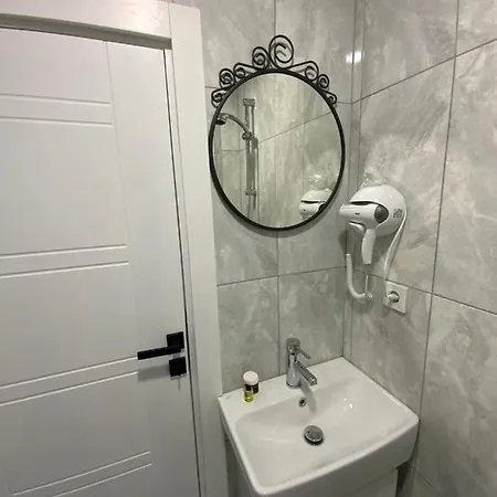 Atici Hotel 2*